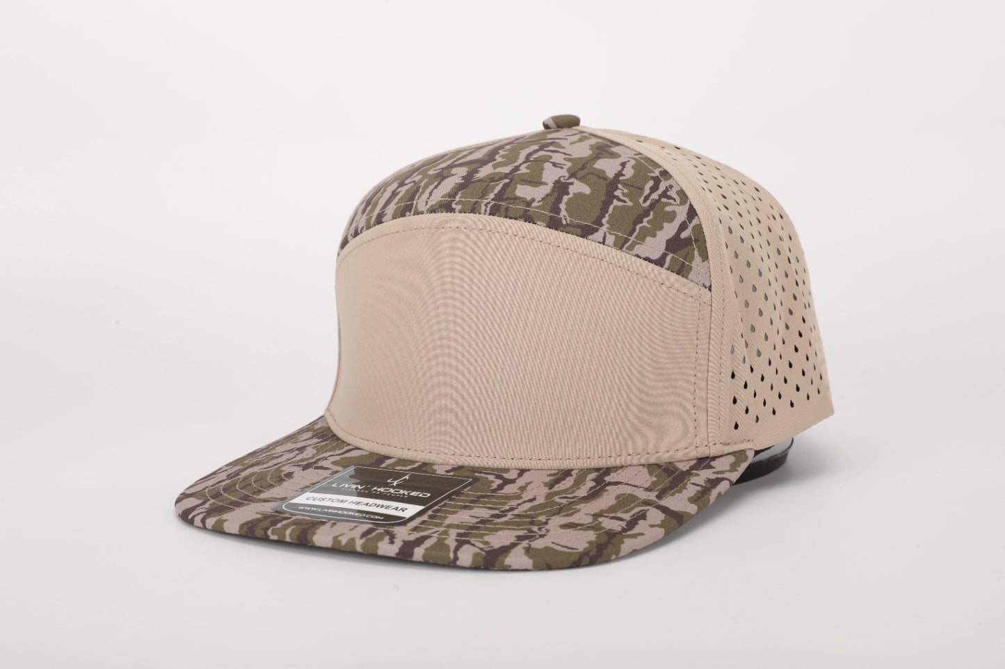 7 Panel WaterProof: Hidden Timber