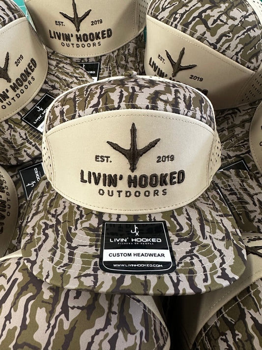 7 Panel Hat: Hidden Timber Turkey Print